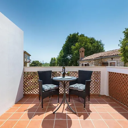 Appartement In Fa Ana Near Valbandon
